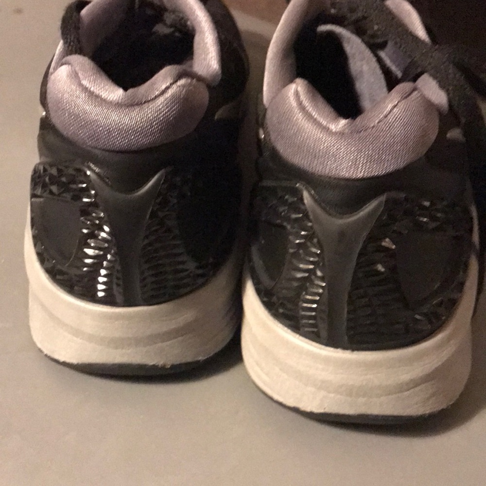 Nike flywire size 9.5 black - Picture 6 of 7